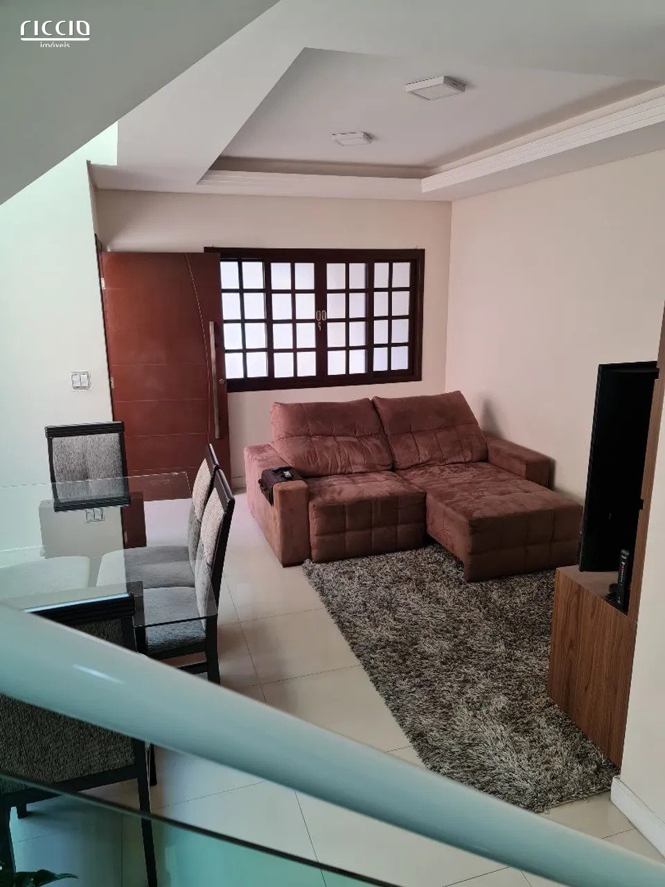 Casa à venda no Jardim Rodolfo — ambiente interno