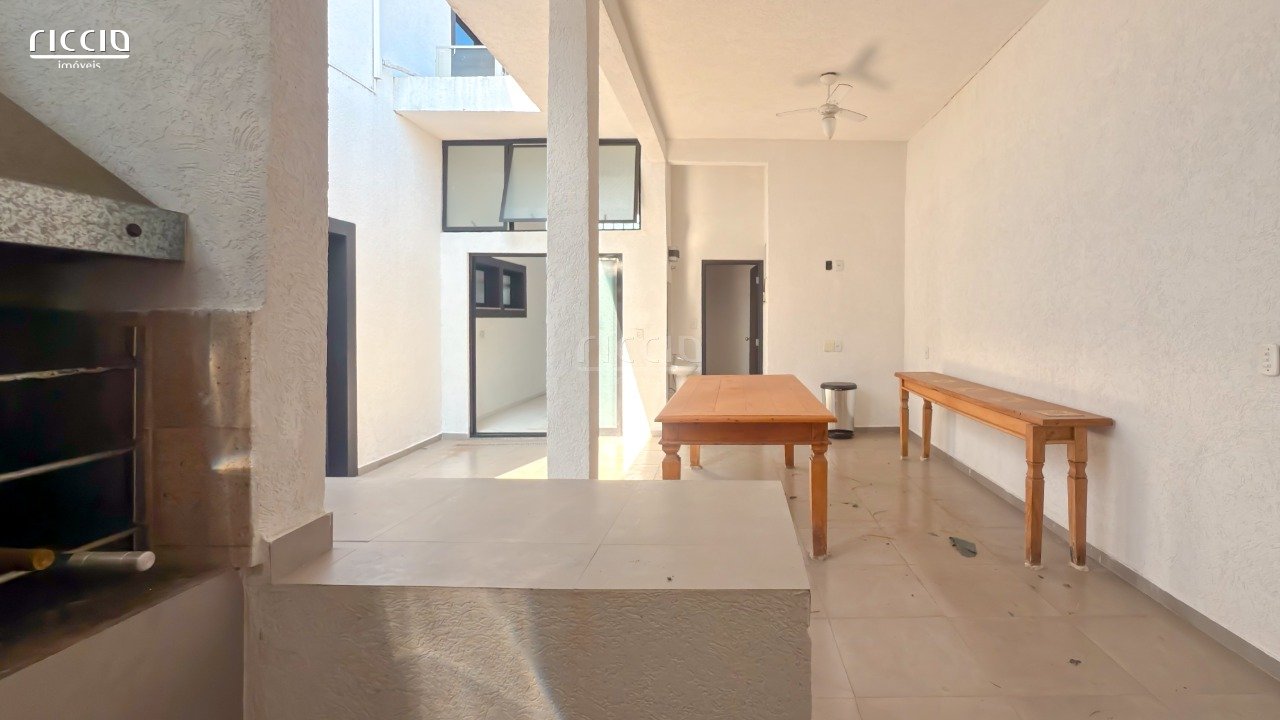 Casa em Condomínio à venda no Jardim das Colinas — imagem 40 de 67