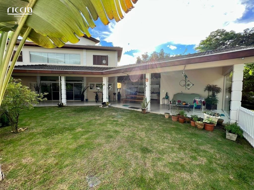 Casa em Condomínio à venda no Jardim Esplanada — detalhe do imóvel