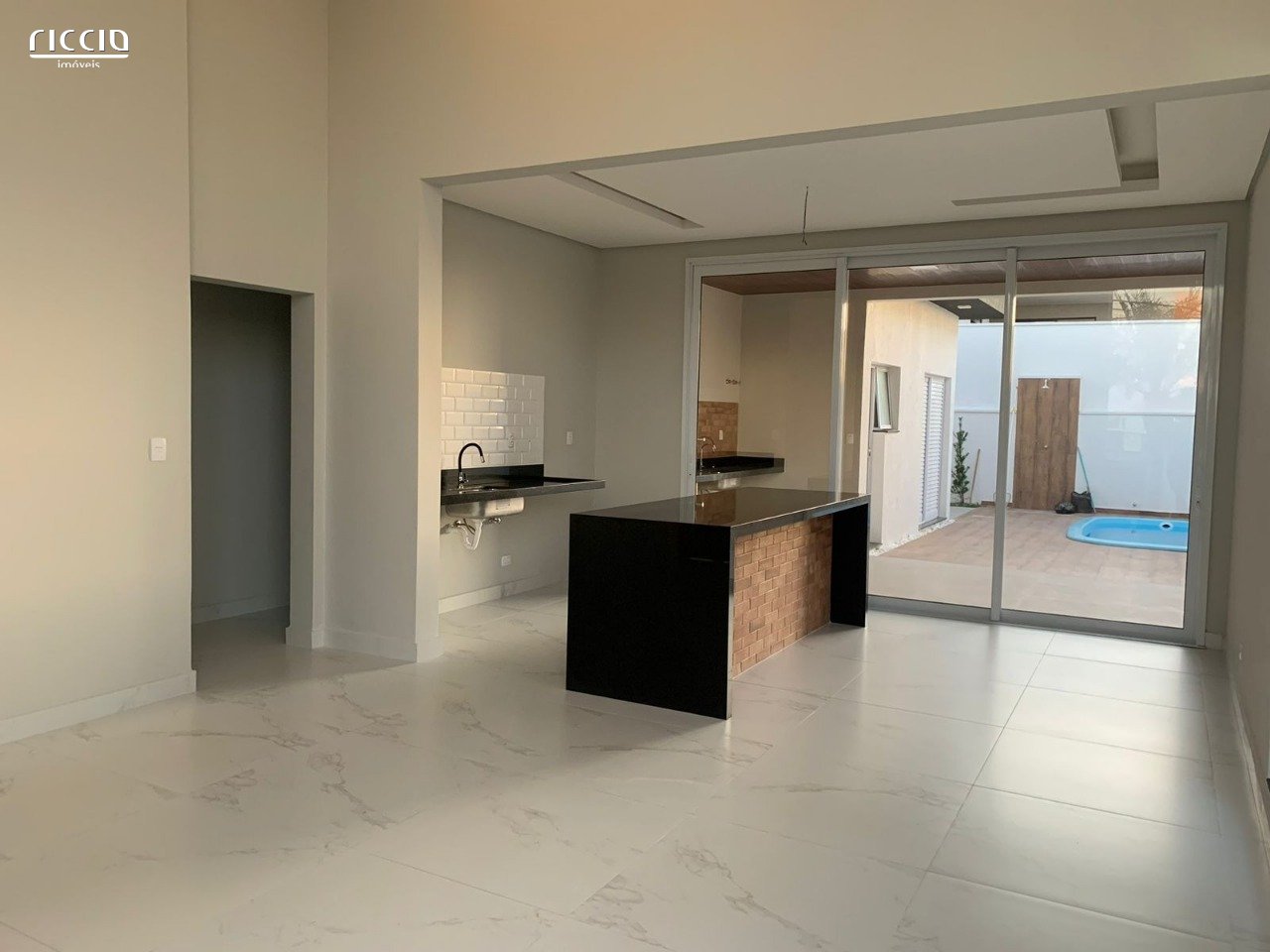 Casa em Condomínio em Caçapava - Oportunidade Única