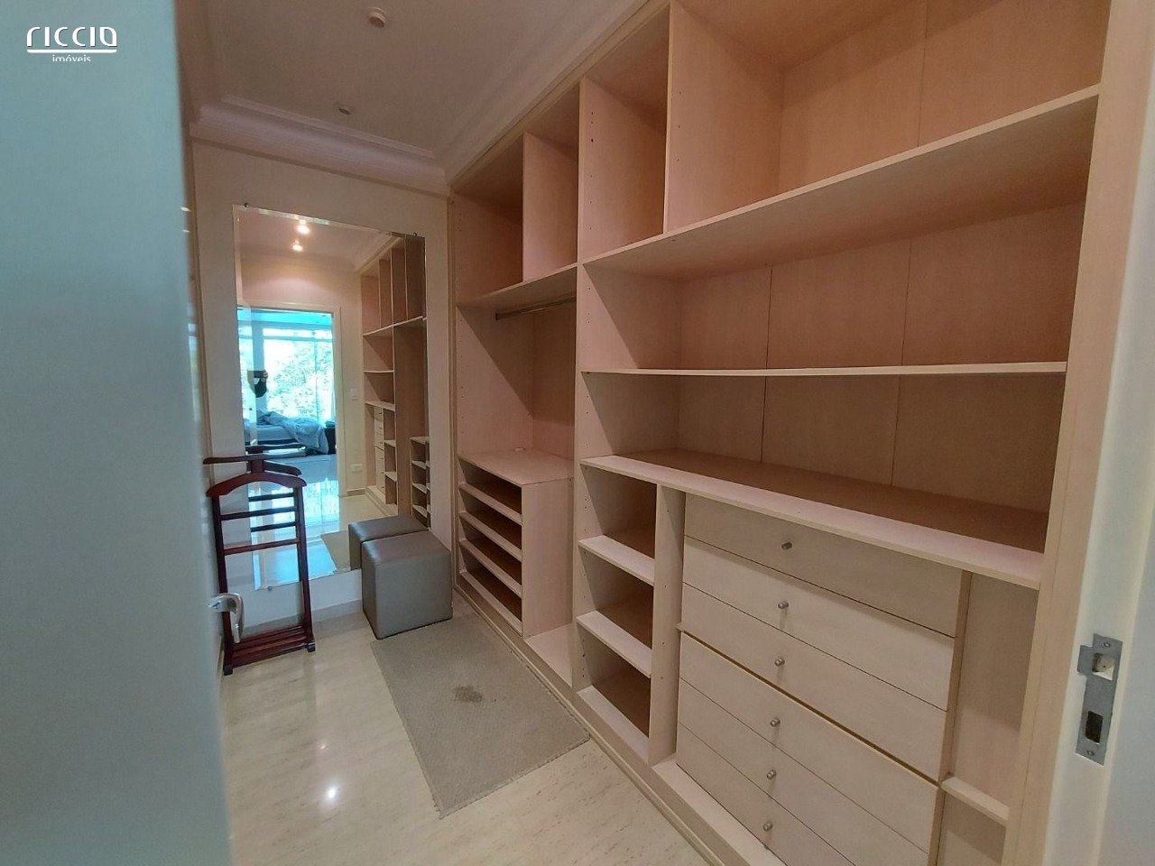 Casa em Condomínio à venda no Bosque dos Eucaliptos — imagem 24 de 48