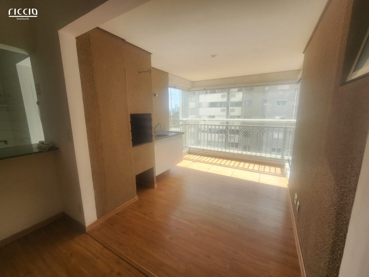 Apartamento no Parque Industrial no edf Adriático 88 m2, 3 dorrmitórios 1 suite