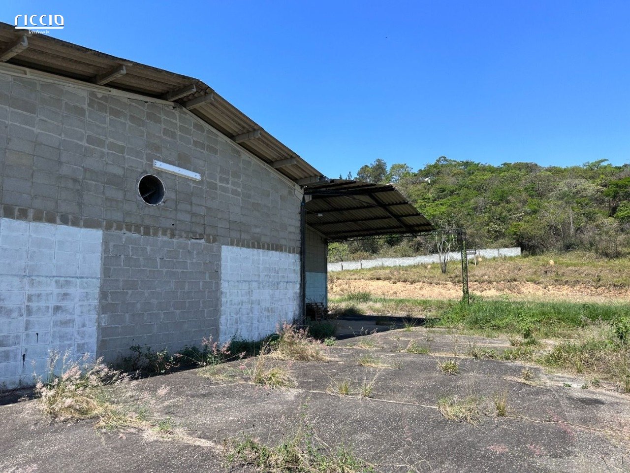 Terreno à venda no Torrão de Ouro II — detalhe do imóvel