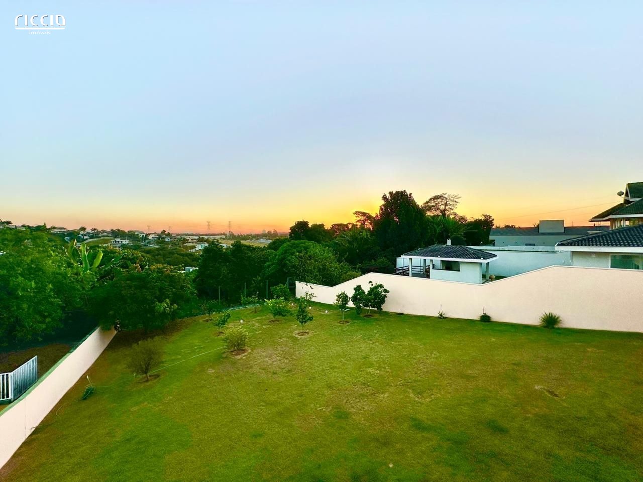 Casa em Condomínio à venda no Condomínio Residencial Mirante do Vale — imagem 25 de 44
