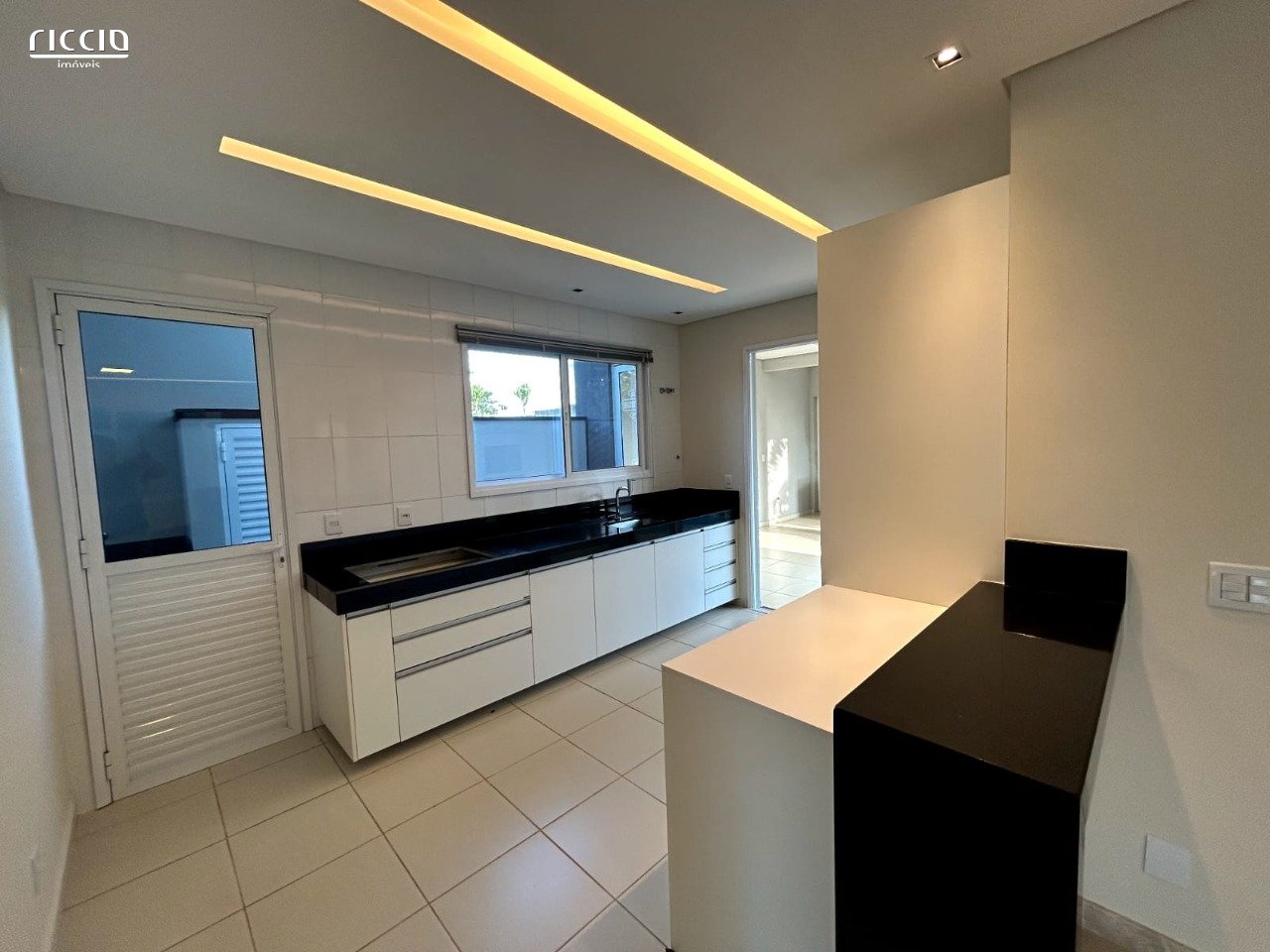 Casa em Condomínio à venda no Urbanova — imagem 25 de 33