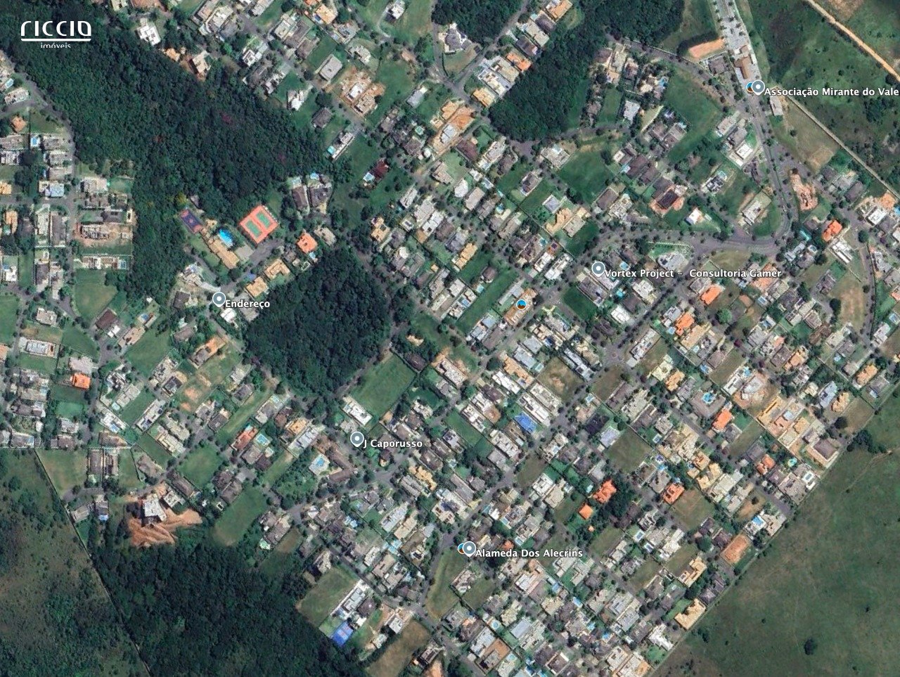 Lote em Condomínio Fechado com Vista Privilegiada - Terreno em Leve Aclive - 1.900 m² - Mirante do Vale - Jacareí