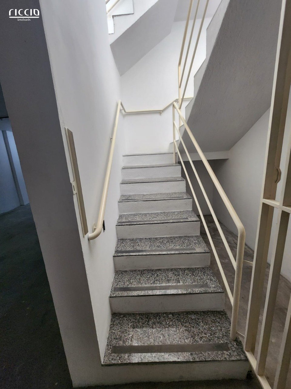 Predio Comercial à venda no Jardim Satélite — imagem 5 de 20