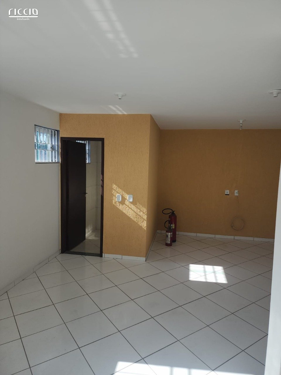Predio Comercial à venda no Jardim Satélite — imagem 7 de 20