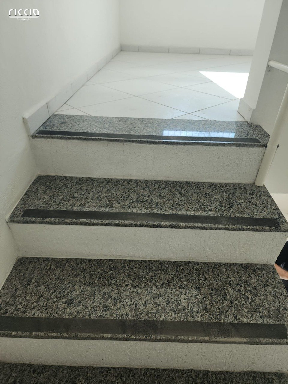 Predio Comercial à venda no Jardim Satélite — imagem 6 de 20