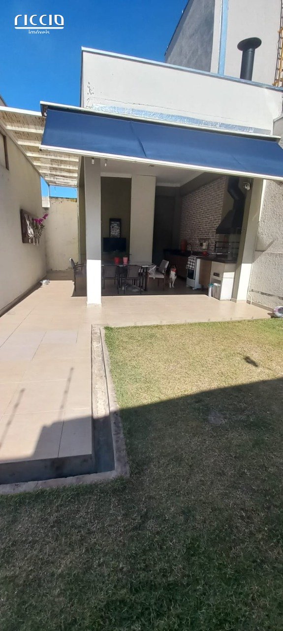Casa comercial