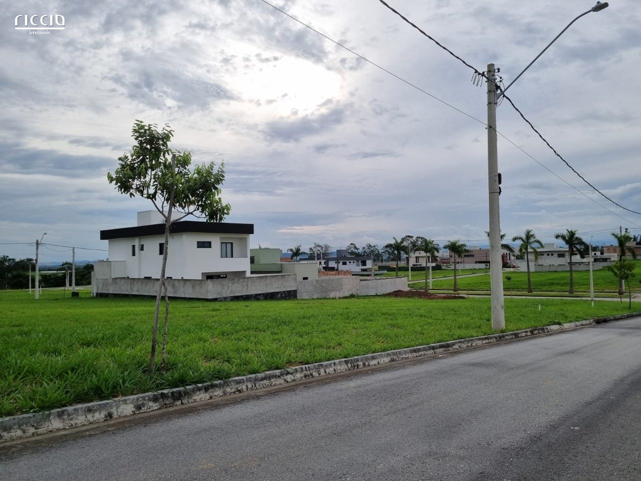 Terreno à venda no Eugenio de Melo — detalhe do imóvel