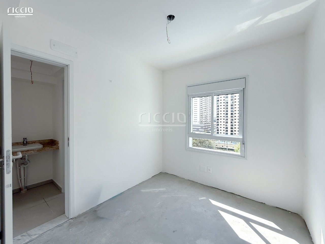 Apartamento à venda no Jardim das Colinas — imagem 15 de 18