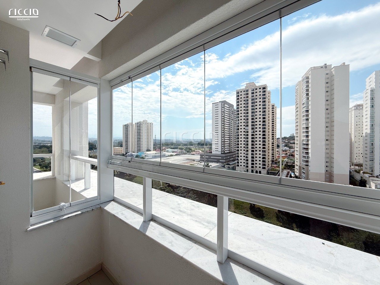 Apartamento à venda no Jardim das Colinas — imagem 5 de 15