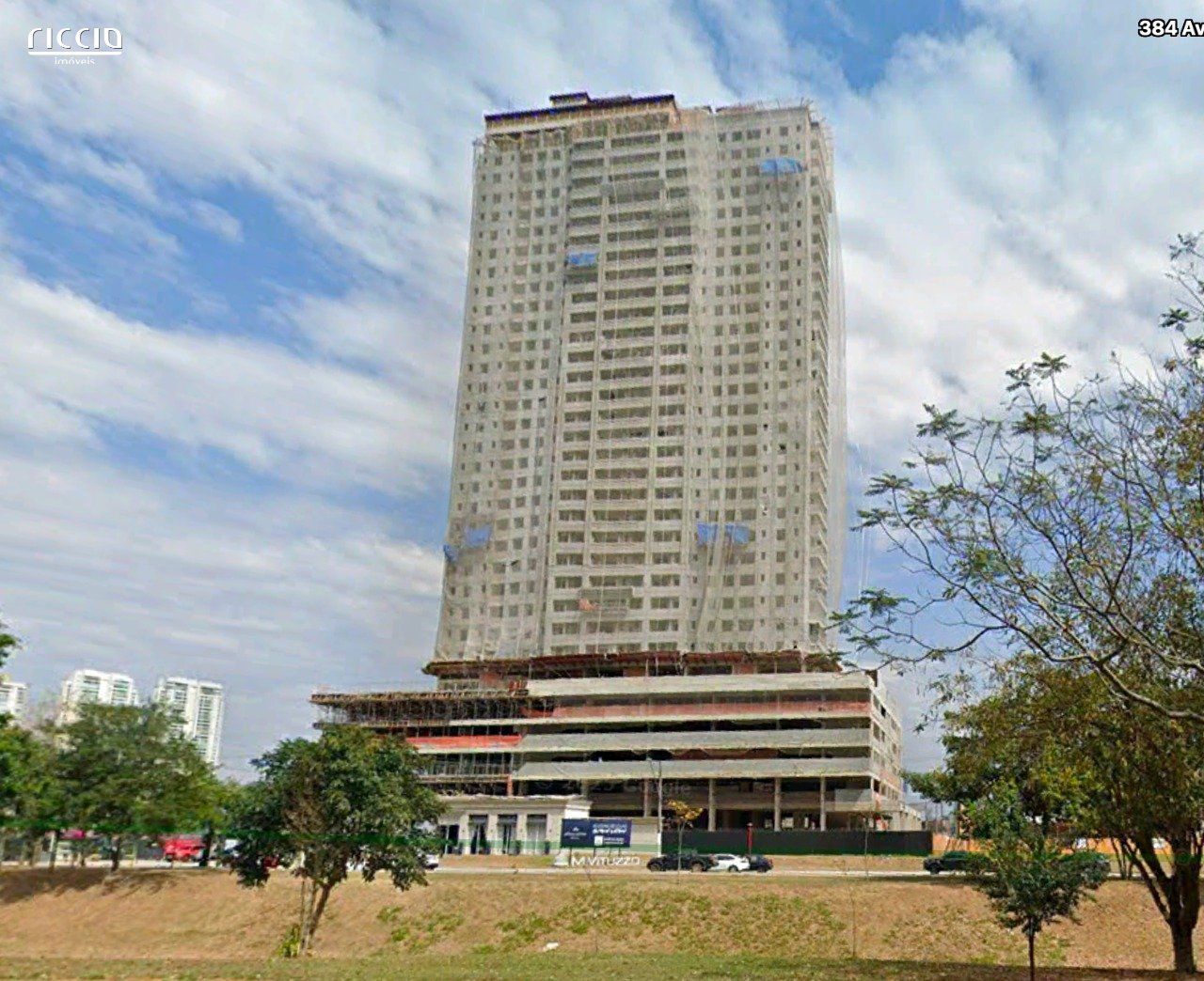 Apartamento à venda no Jd Colinas Edifício Kington Towers (NORTH) - 63,51 m² Andar ALTO, 2 Dormitórios (1 suíte) 1 Vaga