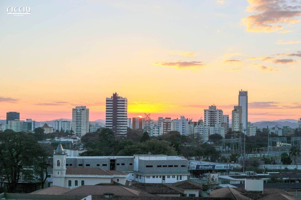 Apartamento a venda localizado na Vila Sanches com 3 dormitórios, sendo 2 suítes!