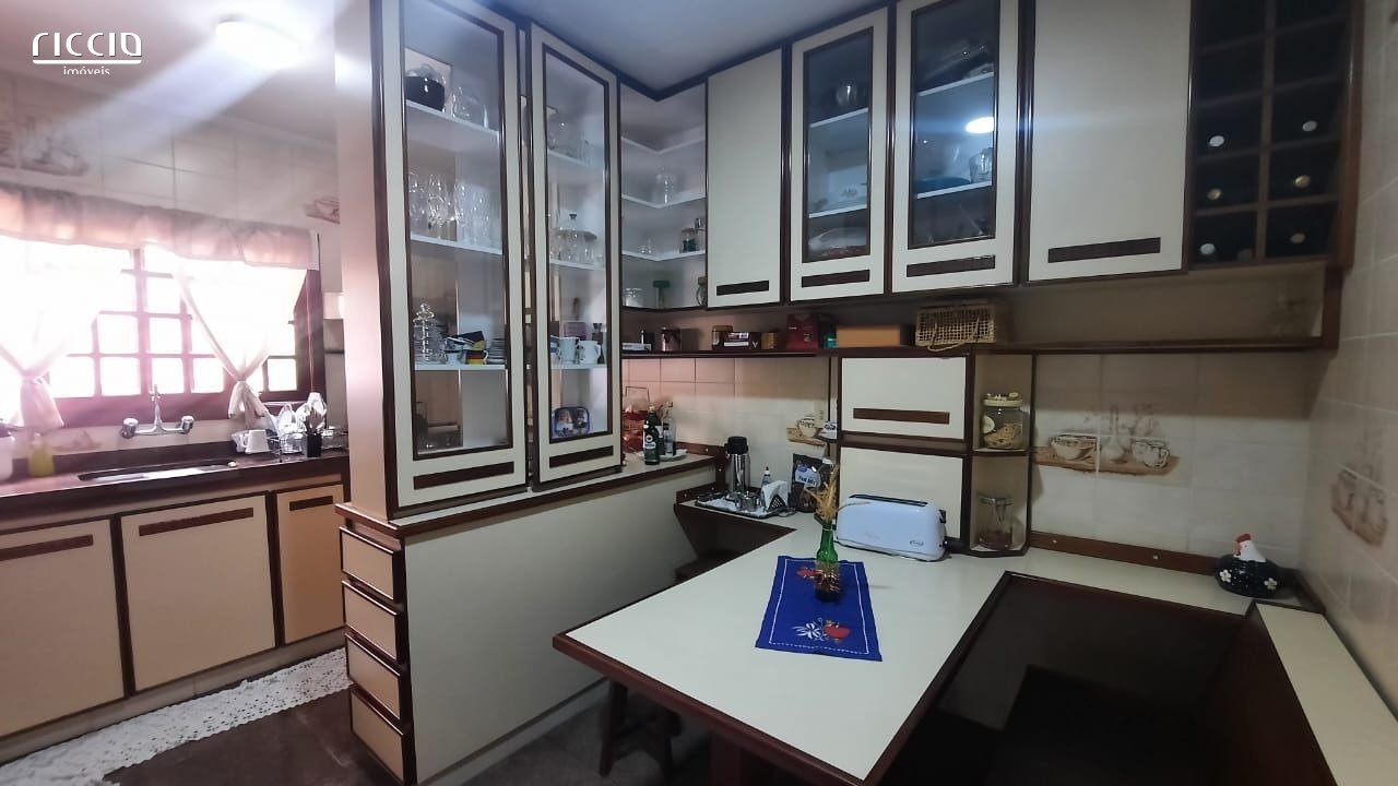 Casa em Condomínio à venda no Jardim das Colinas — imagem 4 de 26