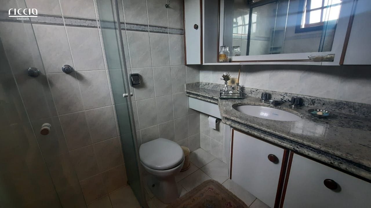 Casa em Condomínio à venda no Jardim das Colinas — imagem 13 de 26