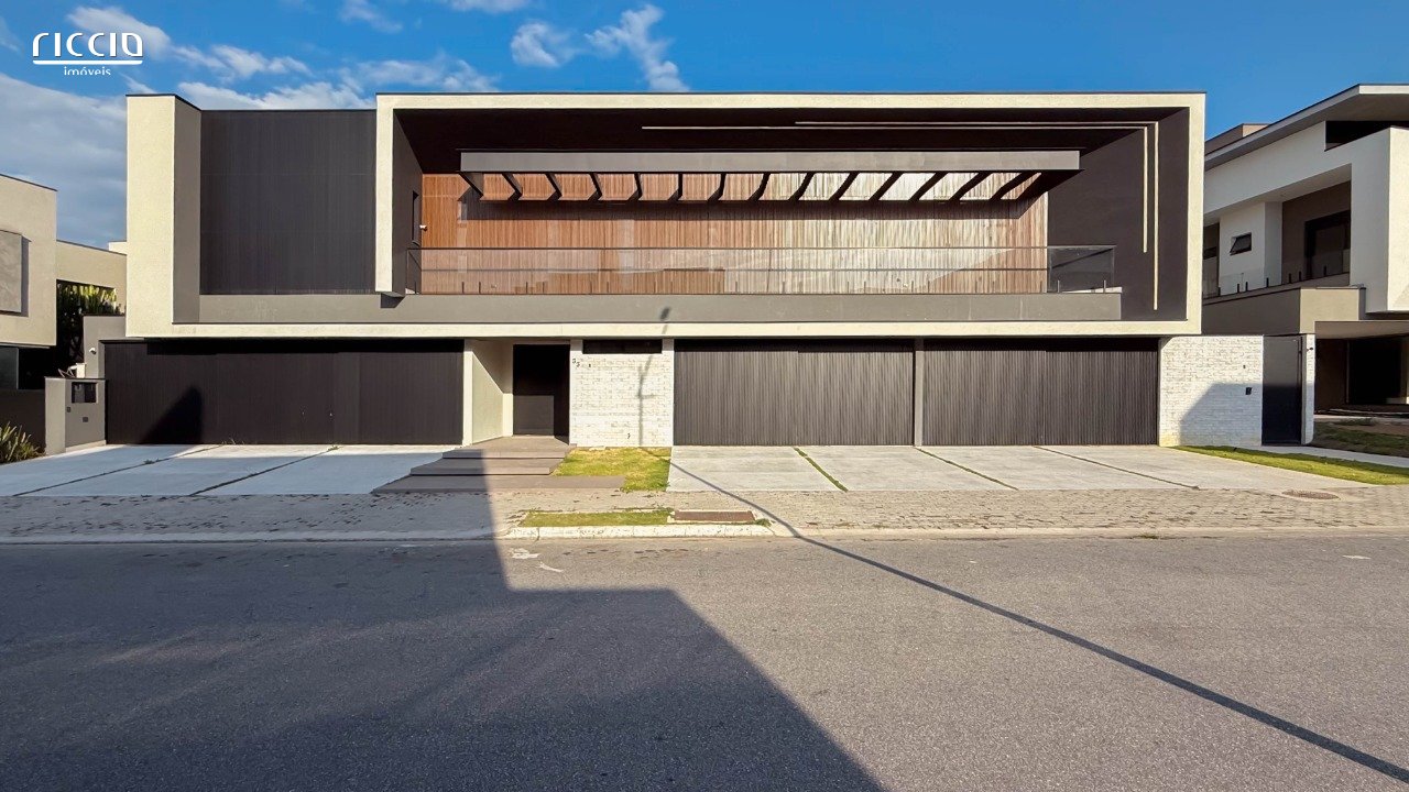 Casa em Condomínio à venda no Jardim do Golfe — ambiente interno