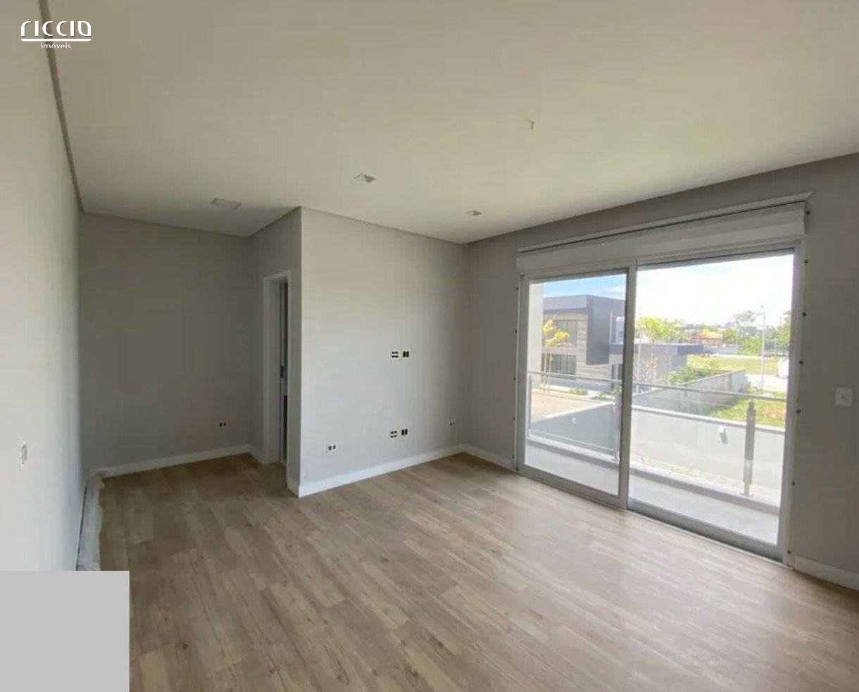 Casa em Condomínio à venda no Urbanova — ambiente interno