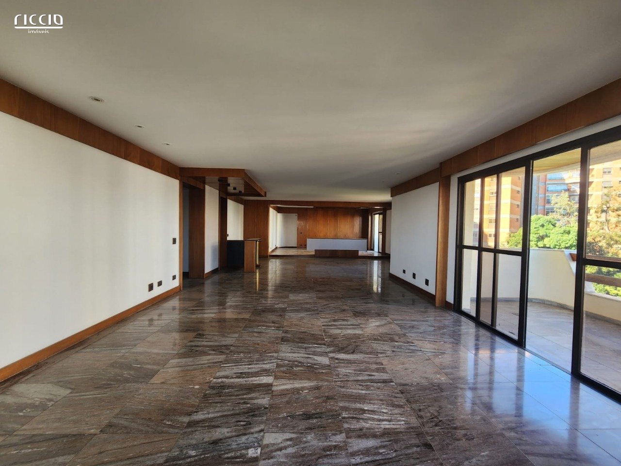 Apartamento no bairro da Vila Ema com 386 m2 4 dormitórios sendo 2 suites