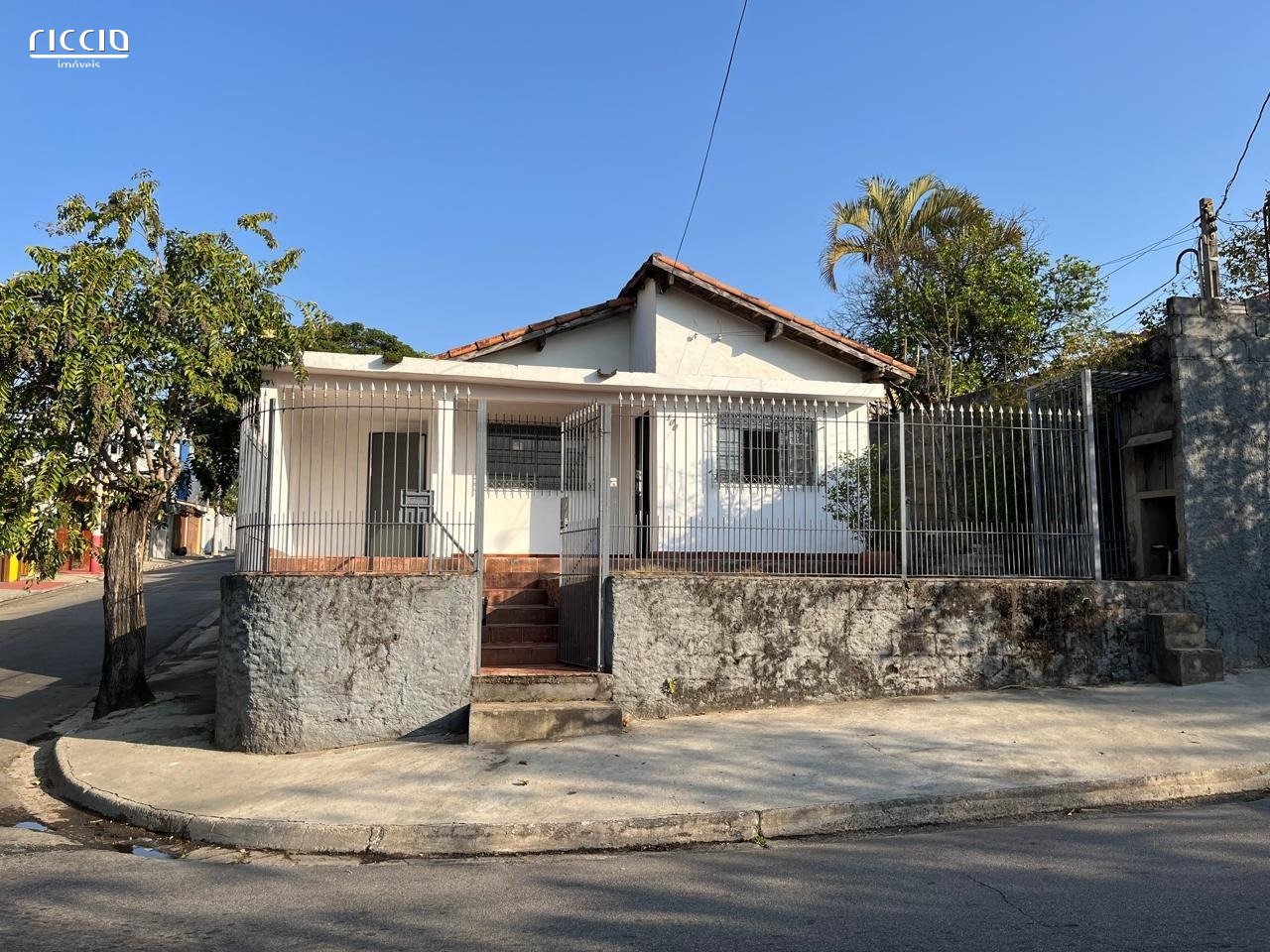 Casa COMERCIAL com 3 dormitórios + edícula à venda, 171 m² por R$ 520.000 - Jardim São Vicente - São José dos Campos/SP