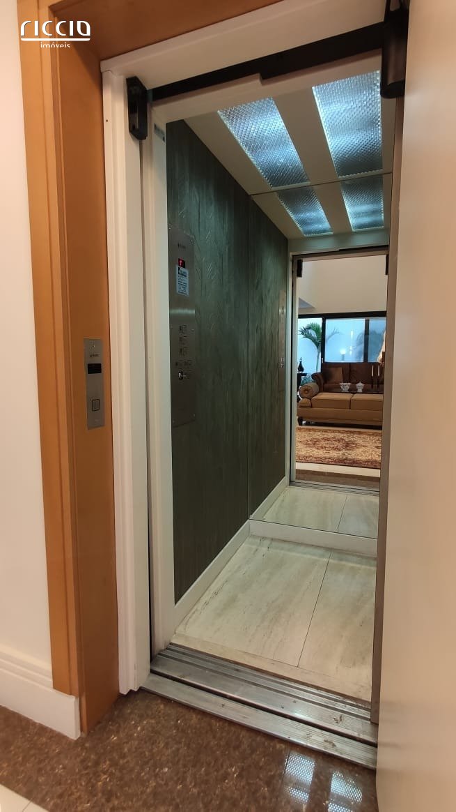 Casa em Condomínio à venda no Jardim das Colinas — imagem 18 de 29
