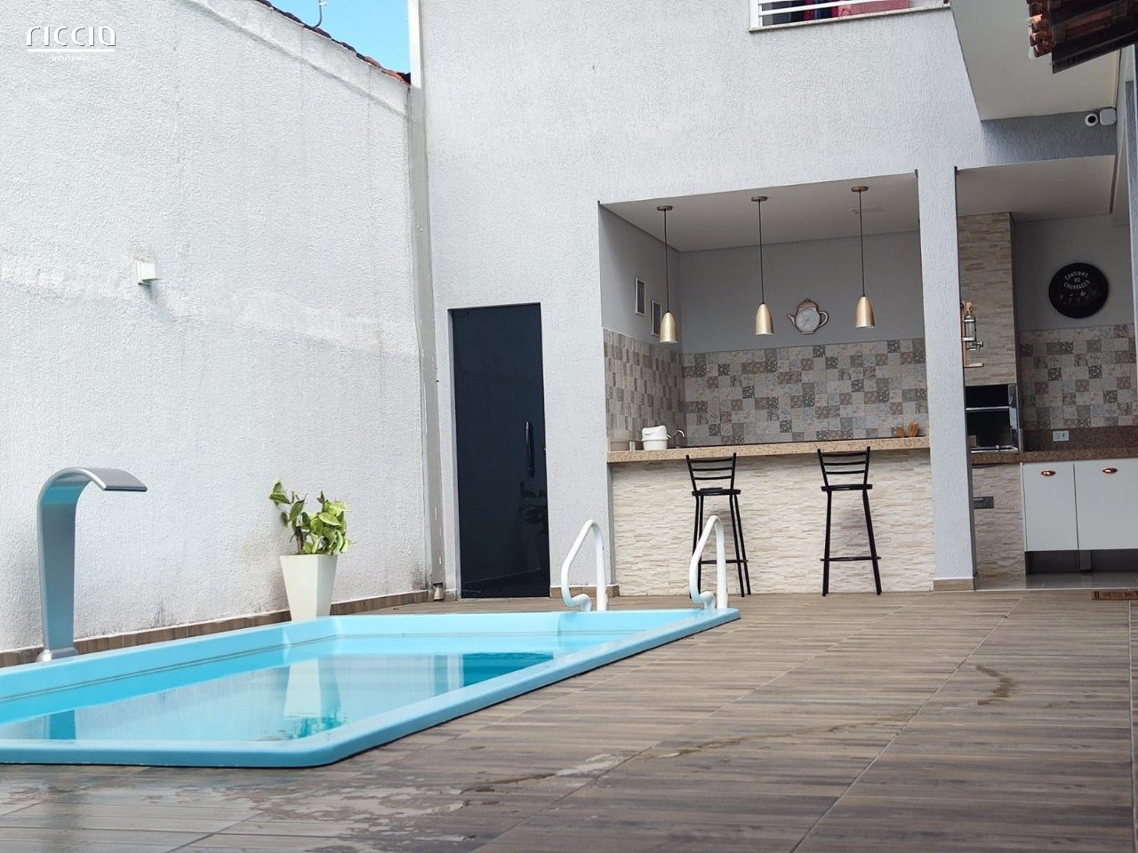 Casa à venda no Indaiá — ambiente interno