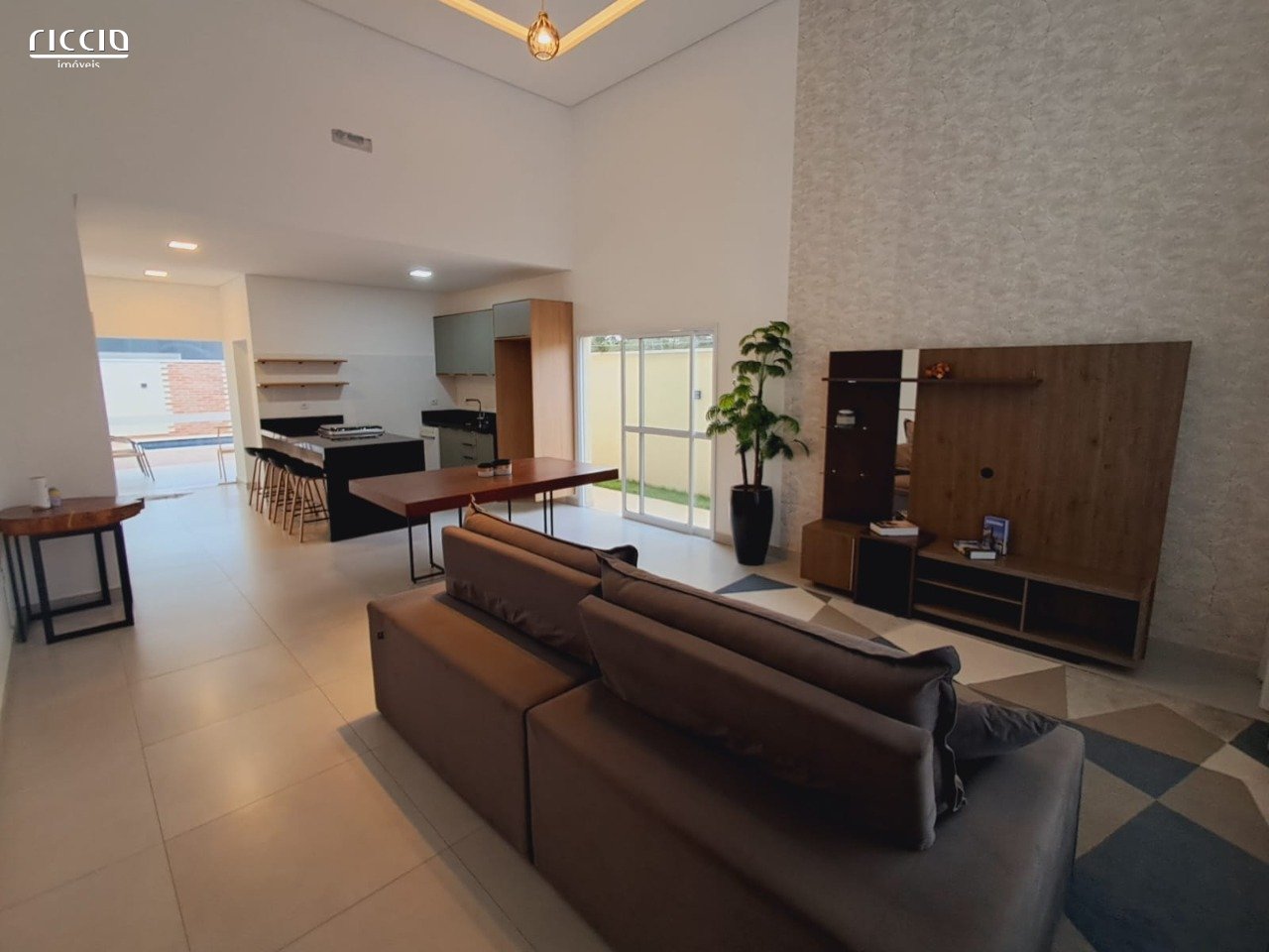 Casa em Condomínio à venda no Residencial Terras do Vale — detalhe do imóvel
