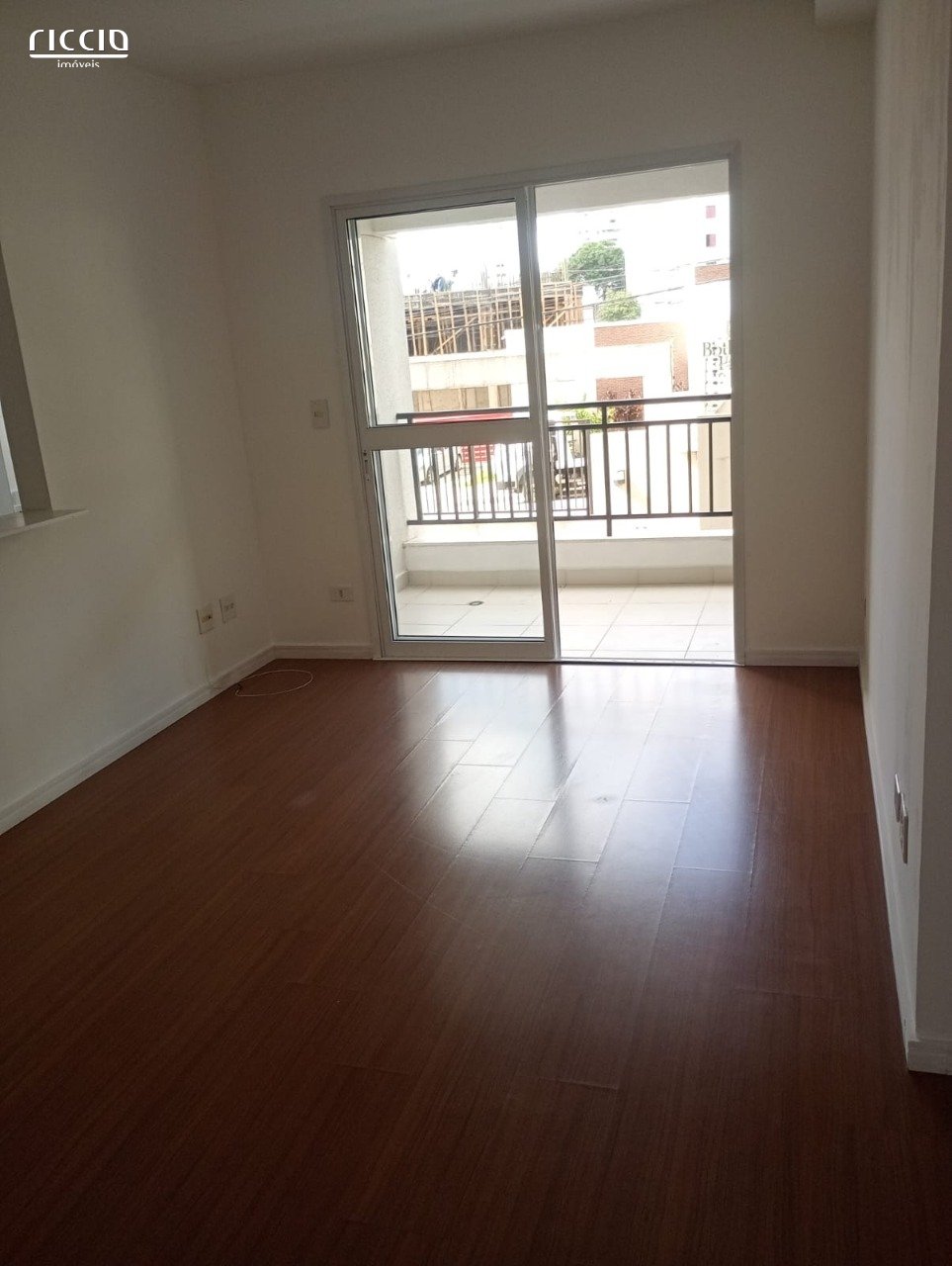 Apartamento à venda no Parque Industrial — ambiente interno
