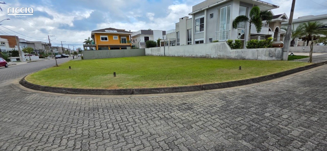 Terreno à venda no Massaguaçu — detalhe do imóvel