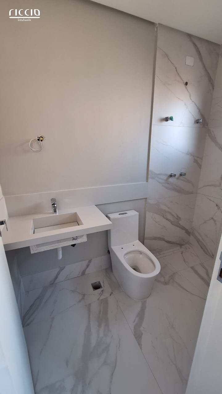Casa em Condomínio à venda no Bairro da Floresta — imagem 25 de 34
