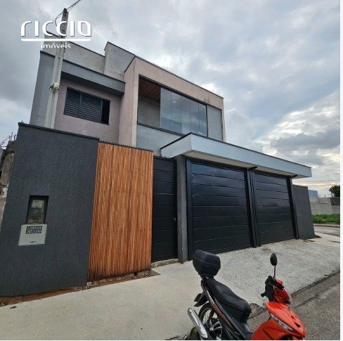 Casa em Condomínio à venda no Residencial Santa Paula — ambiente interno