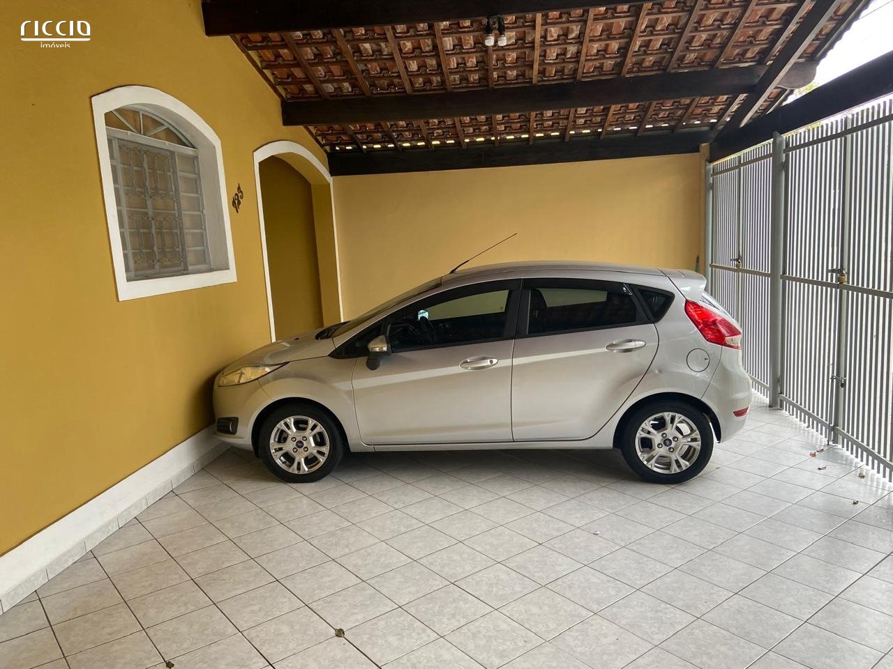 Casa à venda no Parque Industrial — detalhe do imóvel