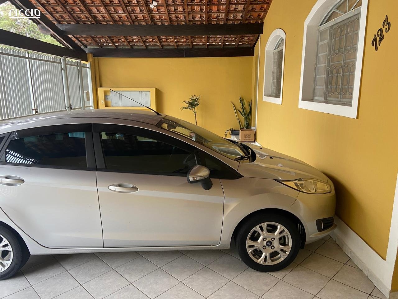 Casa à venda no Parque Industrial — ambiente interno