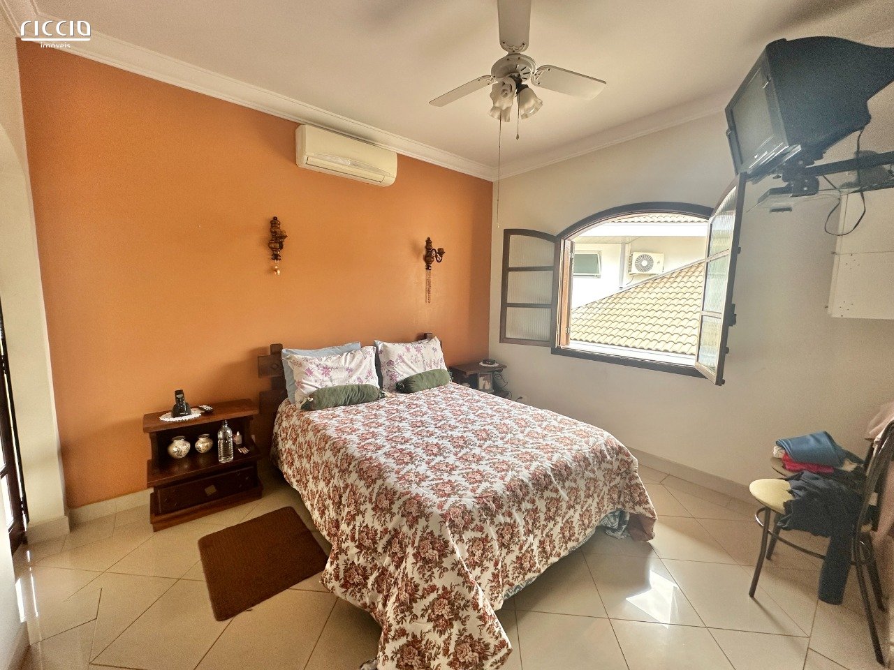 Casa em Condomínio à venda no Jardim das Colinas — imagem 14 de 21