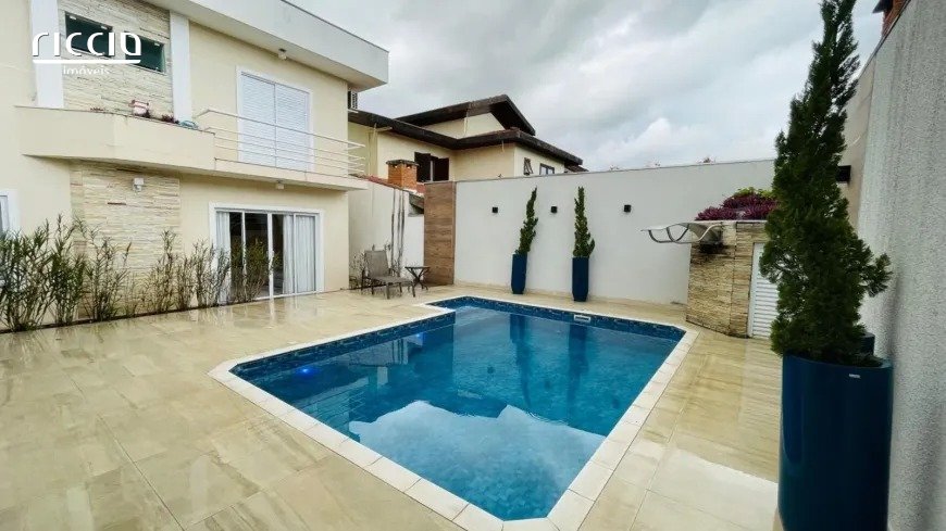 Casa em Condomínio à venda no Jardim das Colinas — imagem 8 de 13