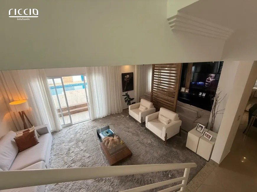 Casa em Condomínio à venda no Jardim das Colinas — detalhe do imóvel