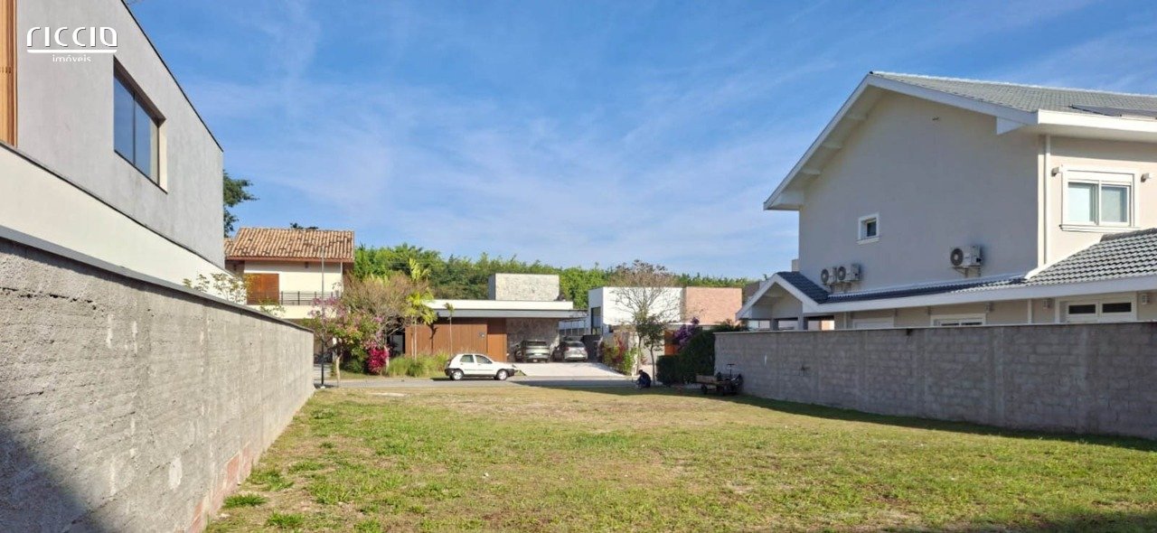 OPORTUNIDADE Terreno PLANO à venda no Jardim Esplanada - 555,60 m² - Terreno em Condomínio Reserva das Figueiras em São José dos Campos
