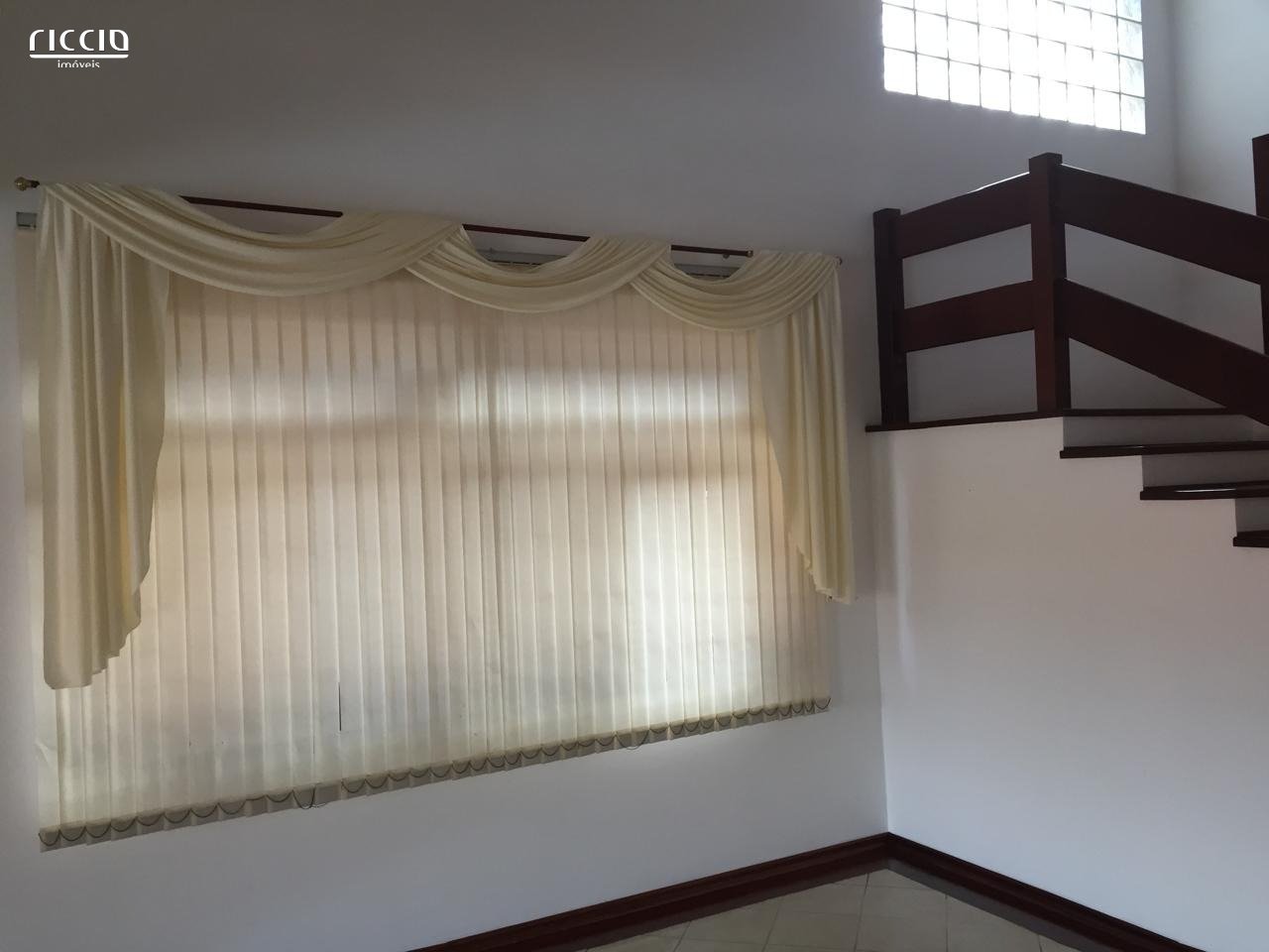 Casa em Condomínio à venda no Jardim das Colinas — imagem 30 de 33