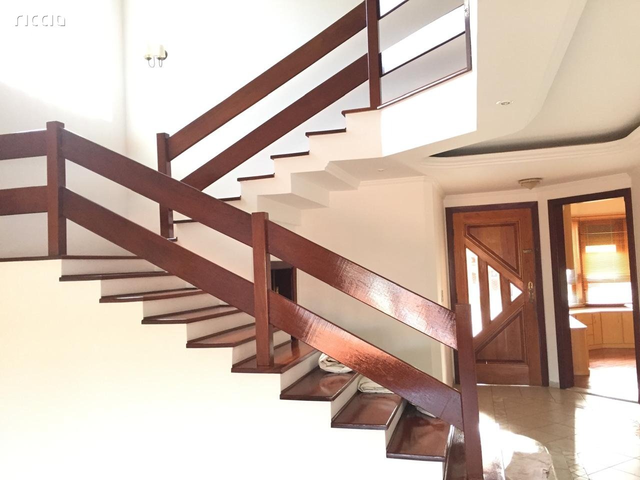 Casa em Condomínio à venda no Jardim das Colinas — imagem 12 de 33