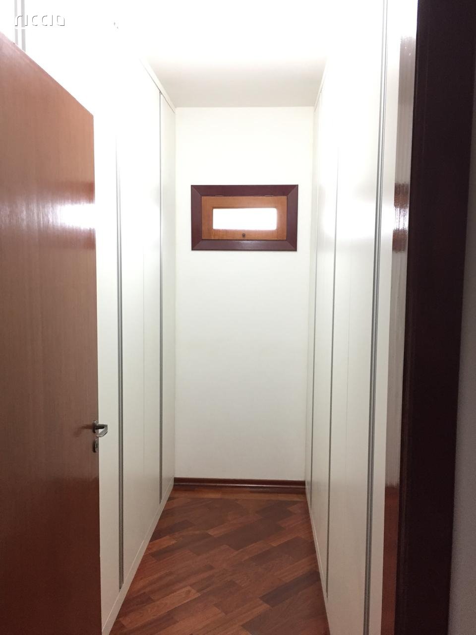 Casa em Condomínio à venda no Jardim das Colinas — imagem 10 de 33