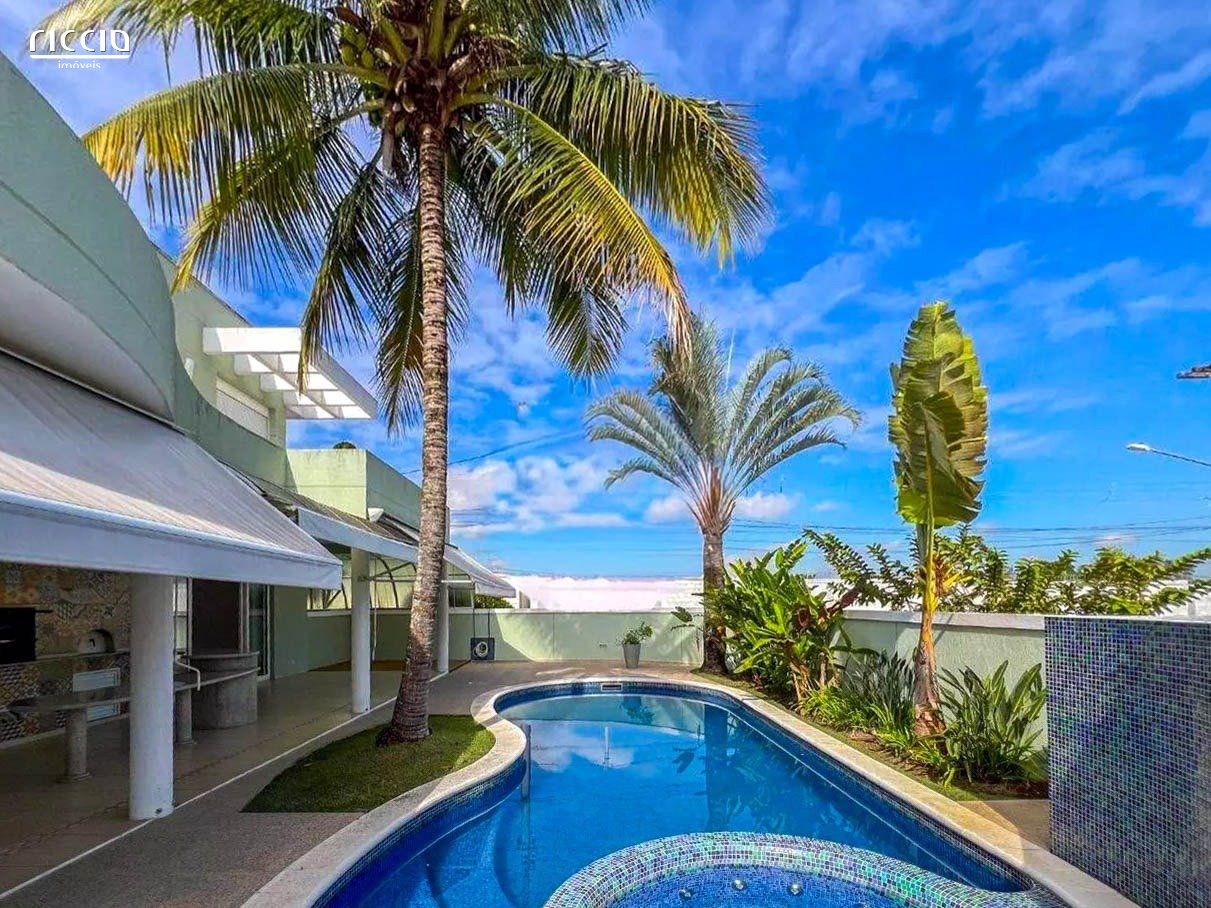 Sobrado à venda em SJC - 384 m² útil, 4 SUÍTES - Condomínio COLINAS - SJCampos