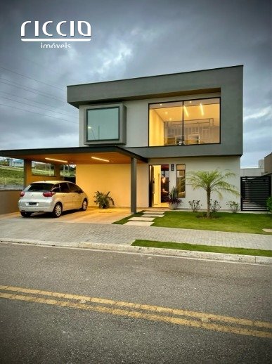 Casa - Reserva Ruda - Floresta, AC: 216m2 - AT: 250m2 - 3 Dormitórios (1 Suíte), 2 Vagas