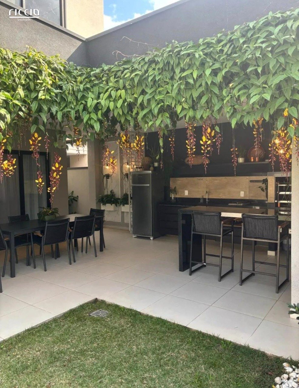 Casa em Condomínio à venda no Urbanova — ambiente interno