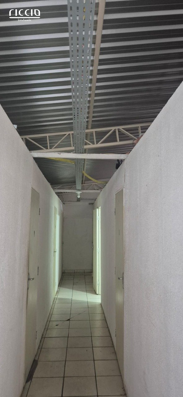 Casa em Condomínio à venda no Jardim Satélite — detalhe do imóvel