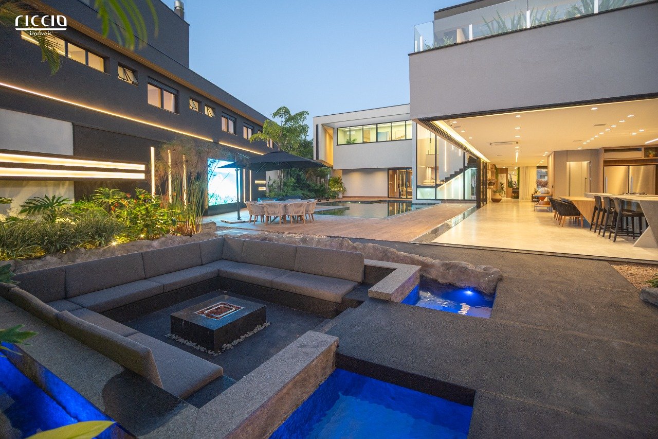 Casa em Condomínio à venda no Riviera de São Lourenço — ambiente interno