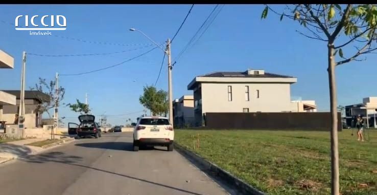 Terreno a venda no condomínio Vereda dos Campos com 250m, leve declive