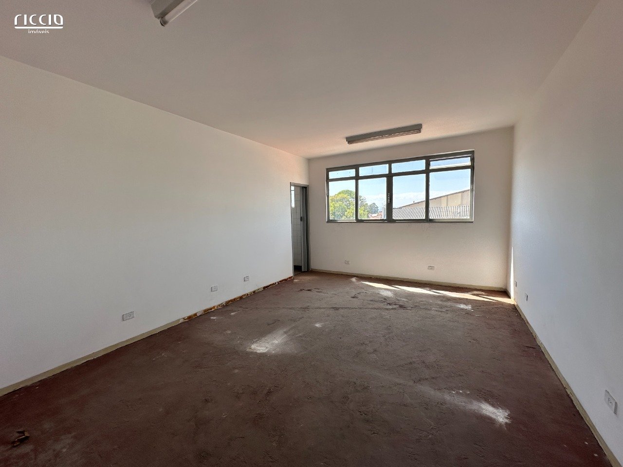 Predio Comercial à venda no Bosque dos Eucaliptos — imagem 8 de 11