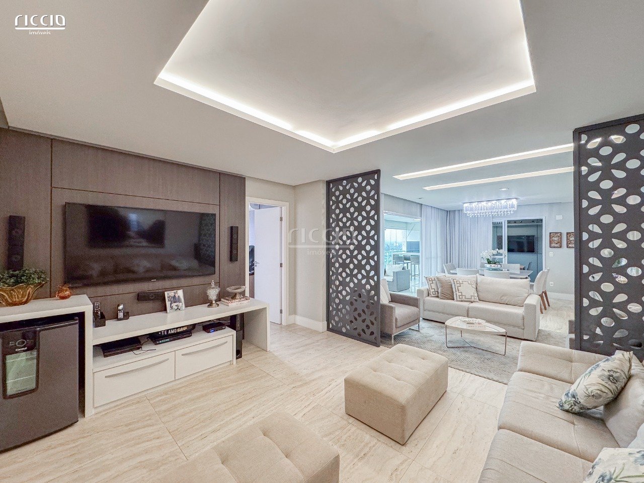 Apartamento à venda no Jardim das Colinas — imagem 18 de 37