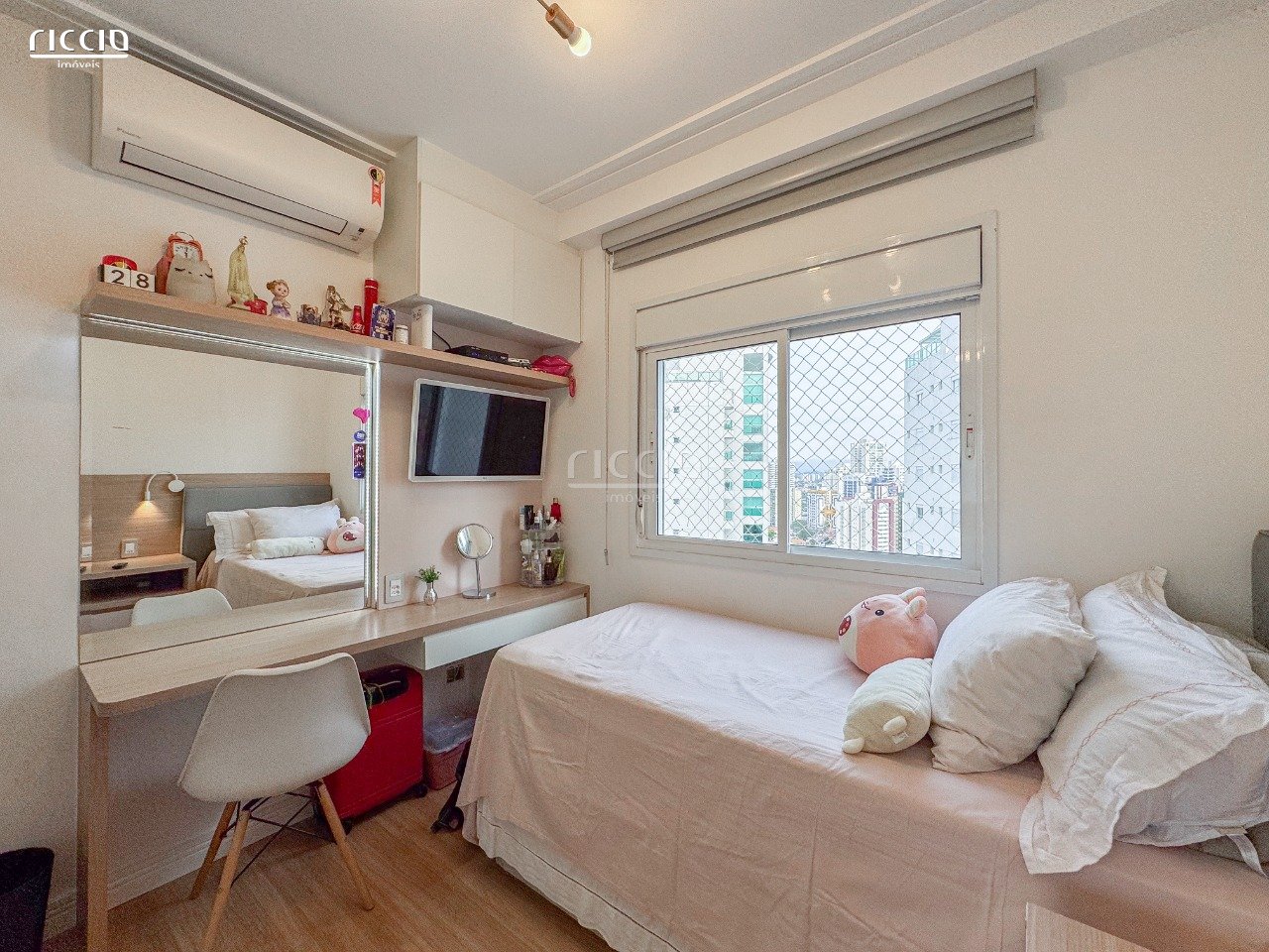 Apartamento à venda no Jardim das Colinas — imagem 30 de 37